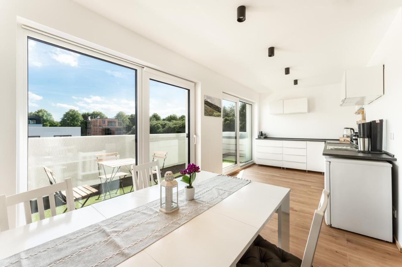Gemuetliches Und Lichtdurchflutetes Penthouse Mit Sternenhimmelblick, Boxspringbett Und Terrasse - Gute Anbindung An Die Innenstadt Kassel Luaran gambar